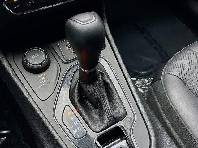 used 2019 Jeep Cherokee car, priced at $15,784