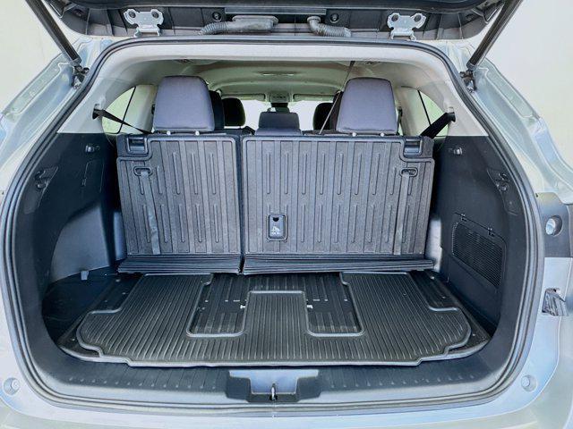 used 2023 Toyota Highlander Hybrid car, priced at $33,395