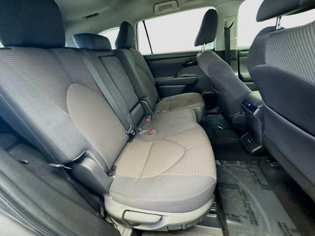 used 2022 Toyota Highlander car, priced at $30,880
