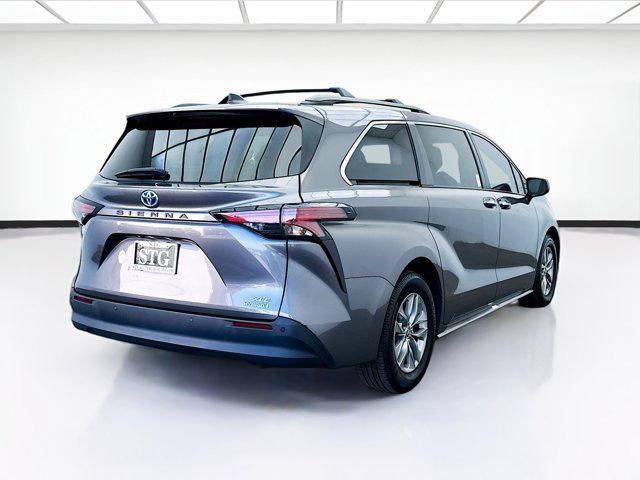 used 2022 Toyota Sienna car, priced at $35,995