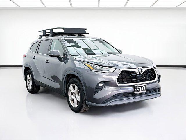 used 2021 Toyota Highlander car, priced at $26,250