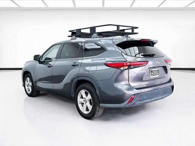 used 2021 Toyota Highlander car, priced at $26,250