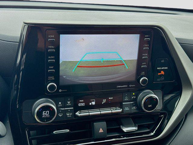 used 2021 Toyota Highlander car, priced at $26,250