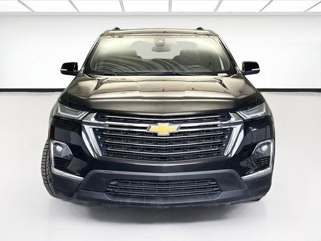 used 2023 Chevrolet Traverse car, priced at $27,388