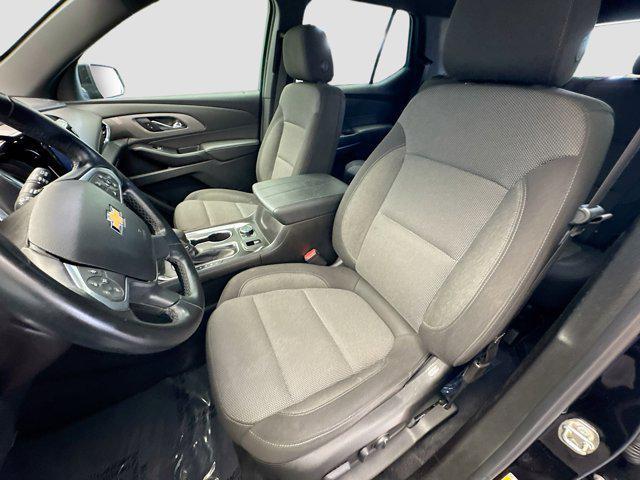 used 2023 Chevrolet Traverse car, priced at $27,388
