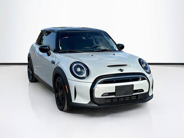 used 2022 MINI Hardtop car, priced at $22,222