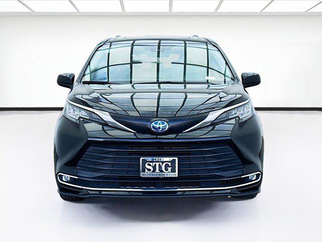 used 2022 Toyota Sienna car, priced at $36,999
