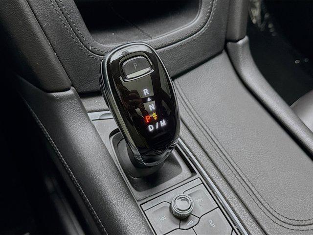 used 2020 Cadillac XT5 car, priced at $25,888