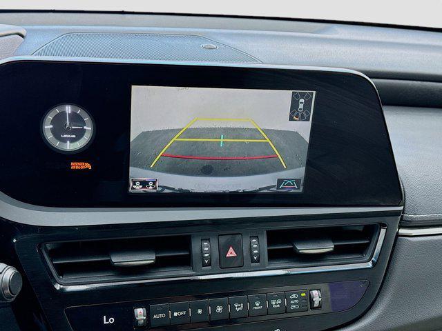 used 2022 Lexus ES 300h car, priced at $27,800