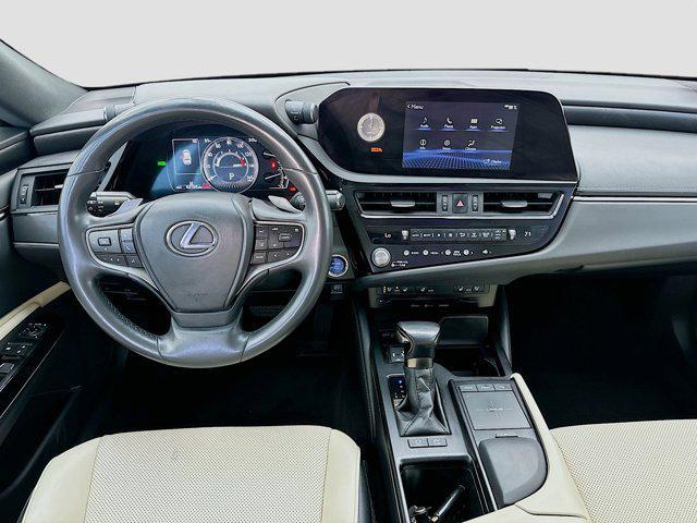 used 2022 Lexus ES 300h car, priced at $27,800