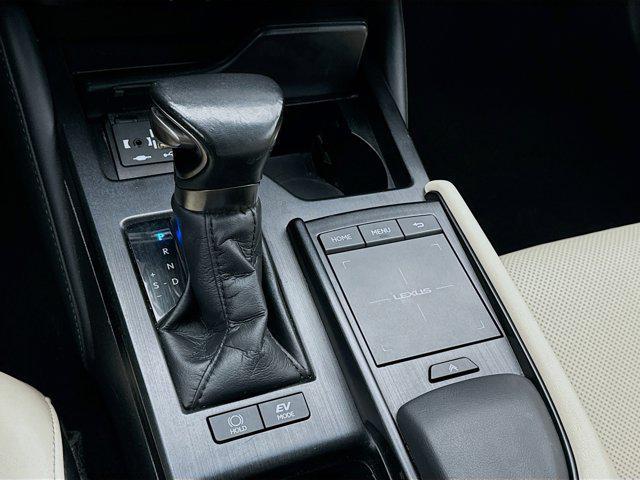 used 2022 Lexus ES 300h car, priced at $27,800