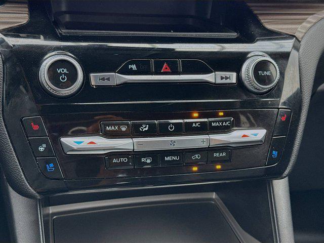 used 2024 Ford Explorer car, priced at $28,477