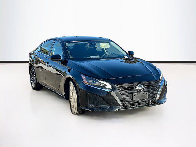 used 2023 Nissan Altima car, priced at $18,399