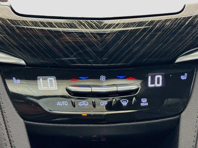 used 2022 Cadillac XT6 car, priced at $35,500