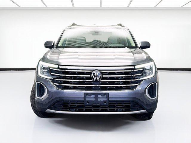 used 2024 Volkswagen Atlas car, priced at $36,450