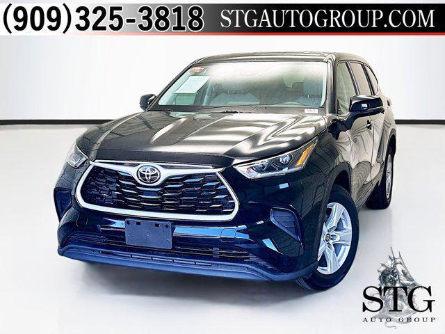 used 2021 Toyota Highlander car, priced at $28,288