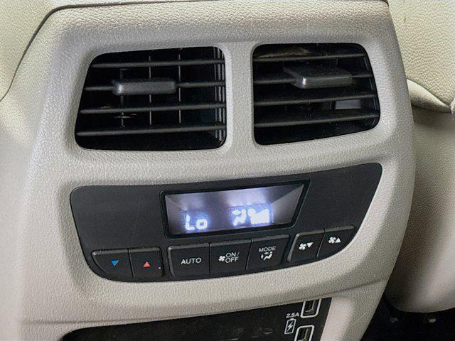 used 2022 Honda Pilot car, priced at $29,588