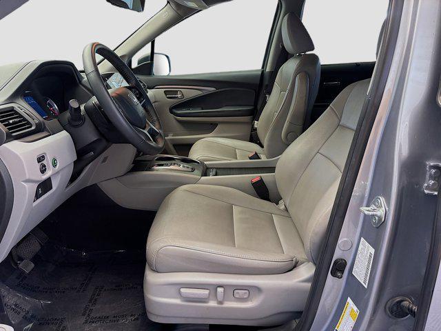 used 2022 Honda Pilot car, priced at $29,588