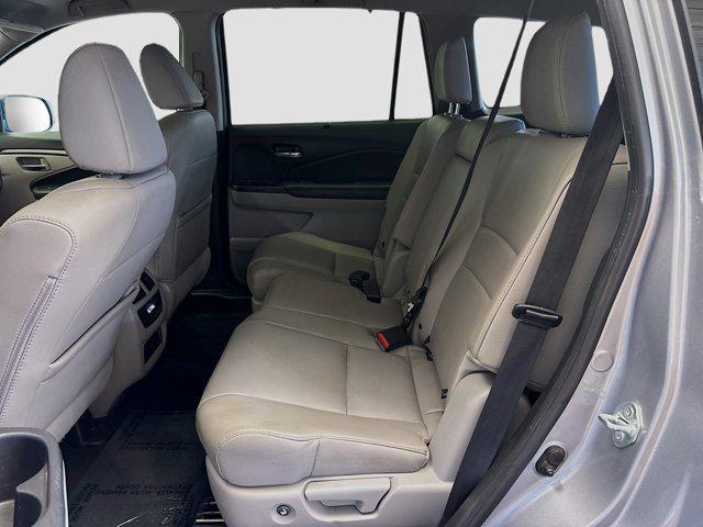 used 2022 Honda Pilot car, priced at $29,588