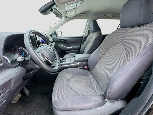 used 2023 Toyota Highlander Hybrid car, priced at $35,500