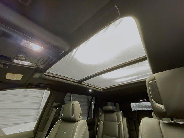 used 2023 Cadillac Escalade ESV car, priced at $80,999