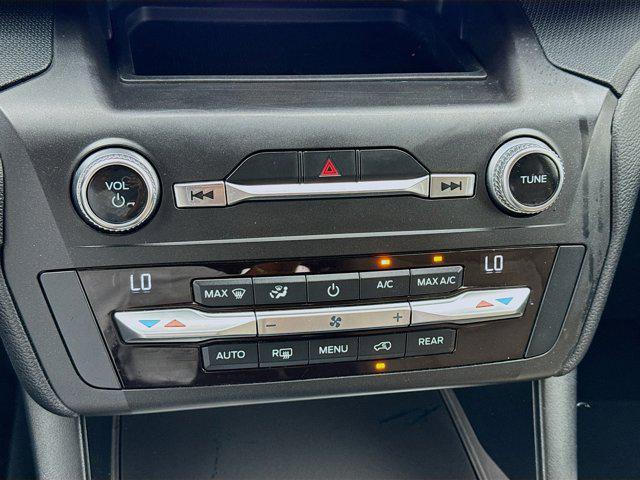 used 2020 Ford Explorer car