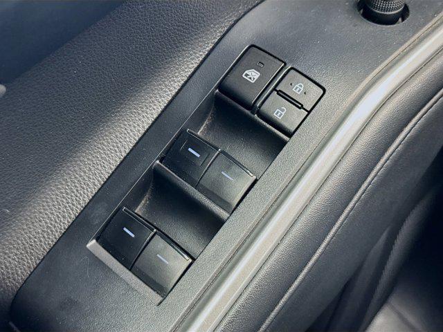 used 2023 Toyota Highlander car, priced at $35,998