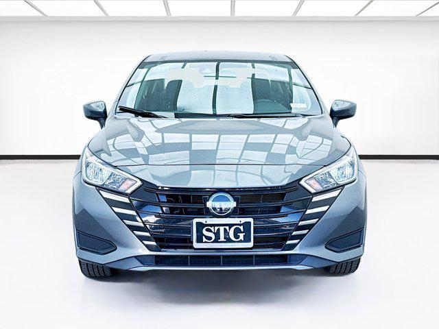 used 2023 Nissan Versa car