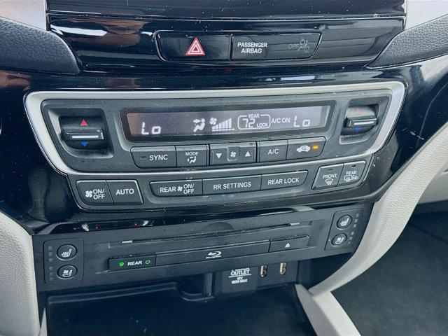 used 2017 Honda Pilot car, priced at $23,298