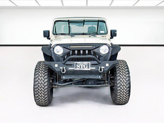 used 2020 Jeep Gladiator car, priced at $27,395