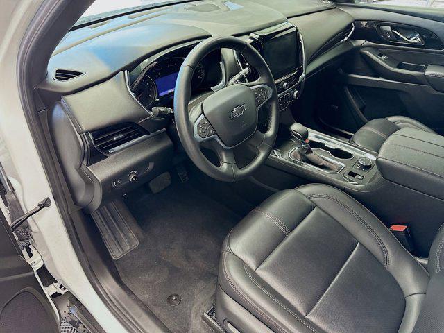 used 2023 Chevrolet Traverse car, priced at $38,996