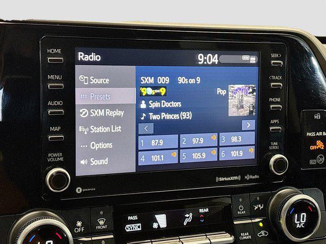 used 2021 Toyota Highlander car, priced at $26,311