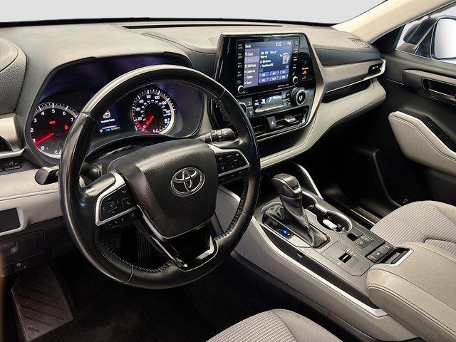 used 2021 Toyota Highlander car, priced at $26,311
