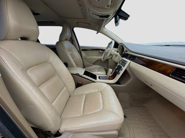 used 2009 Volvo V70 car