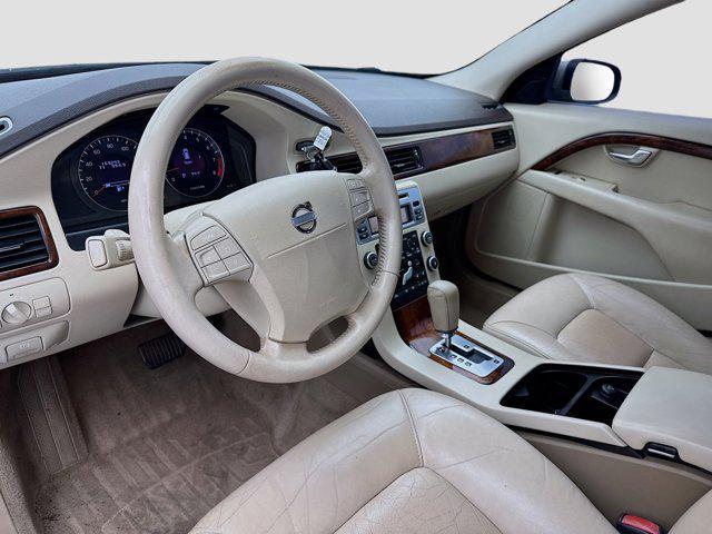 used 2009 Volvo V70 car
