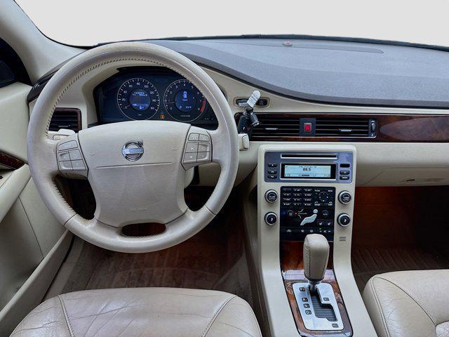 used 2009 Volvo V70 car