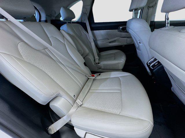 used 2023 Kia Sorento Hybrid car, priced at $29,777