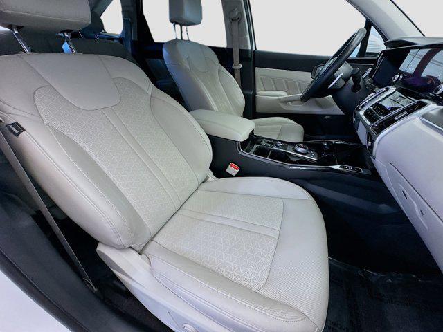 used 2023 Kia Sorento Hybrid car, priced at $29,777