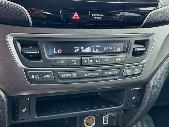 used 2022 Honda Pilot car, priced at $29,998