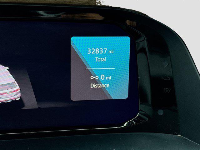 used 2024 Volkswagen Atlas car, priced at $31,983