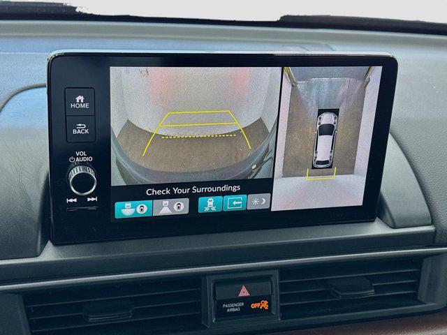 used 2023 Honda Pilot car, priced at $42,888