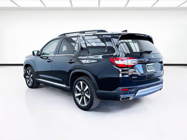 used 2023 Honda Pilot car, priced at $42,888