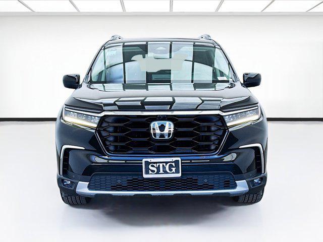 used 2023 Honda Pilot car, priced at $42,888