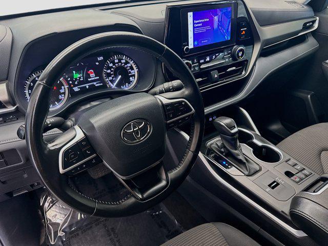 used 2023 Toyota Highlander car, priced at $32,880
