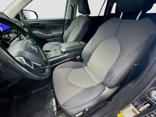 used 2023 Toyota Highlander car, priced at $32,880