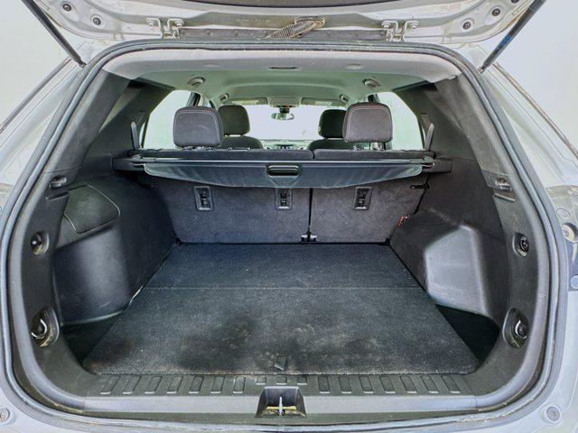used 2022 Chevrolet Equinox car, priced at $15,988