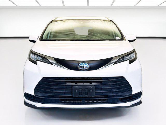 used 2021 Toyota Sienna car, priced at $30,325