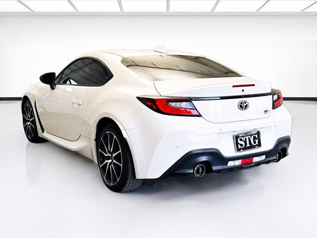 used 2022 Toyota GR86 car, priced at $27,580