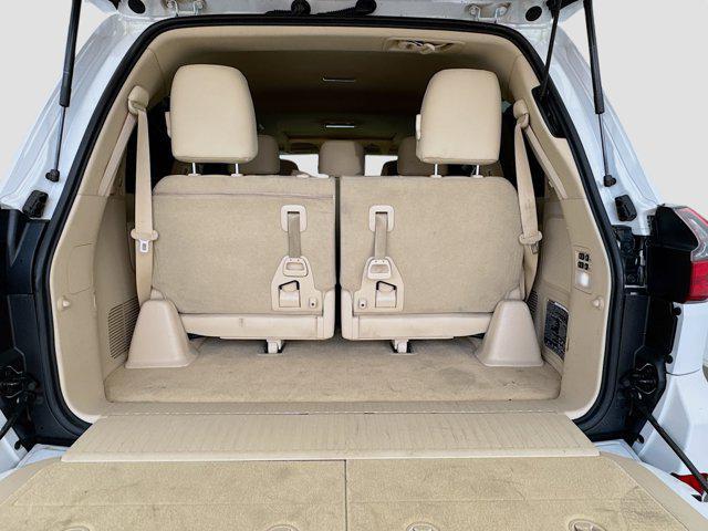 used 2020 Lexus LX 570 car, priced at $58,995