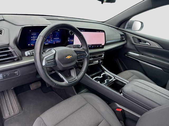 used 2024 Chevrolet Traverse car, priced at $38,888